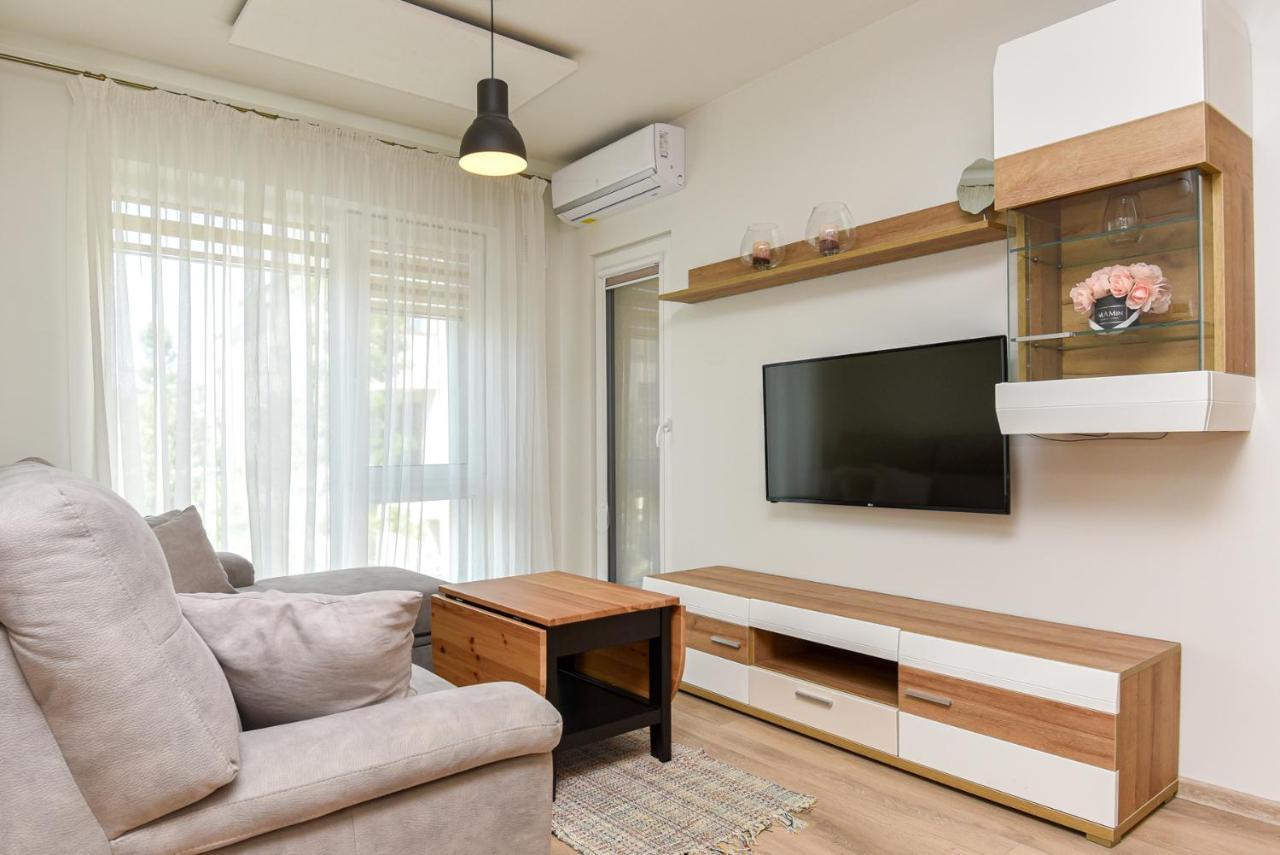 Dianos Apartamentai พาลังกา ภายนอก รูปภาพ