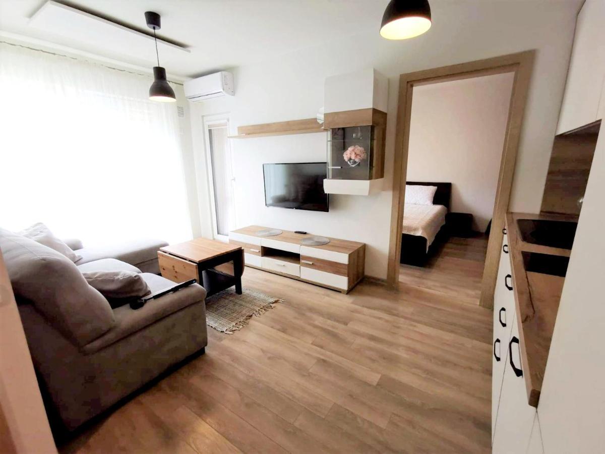 Dianos Apartamentai พาลังกา ภายนอก รูปภาพ